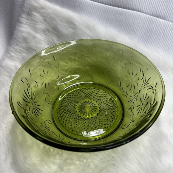 1970s Indiana Glass Company Daisy Pattern Glass Bowl Avocado Green, A Few Nicks - Picture 2 of 5